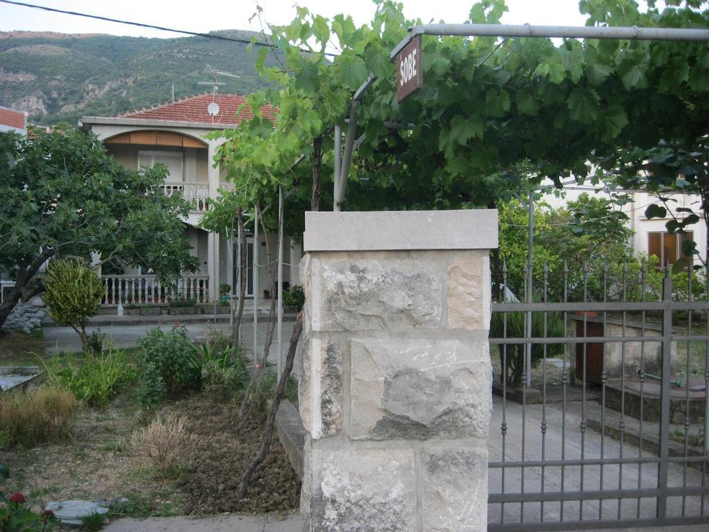 Apartments Miana Tivat Luaran gambar