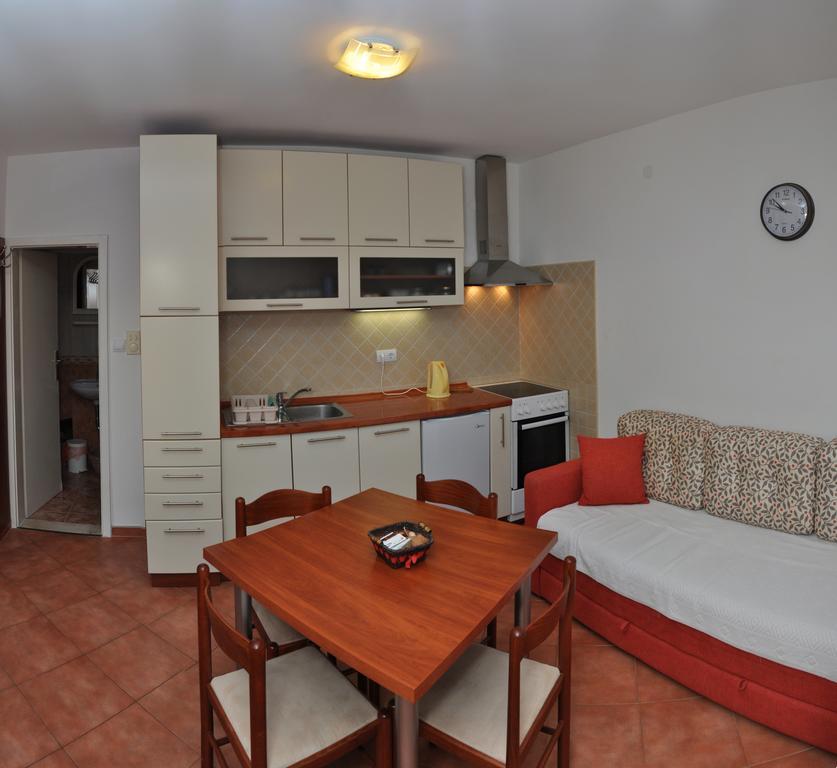 Apartments Miana Tivat Luaran gambar