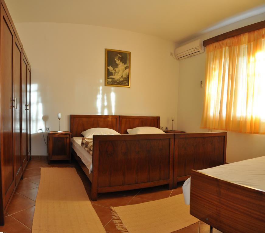 Apartments Miana Tivat Luaran gambar