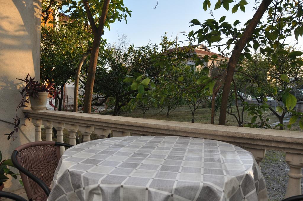 Apartments Miana Tivat Luaran gambar