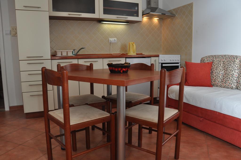 Apartments Miana Tivat Luaran gambar