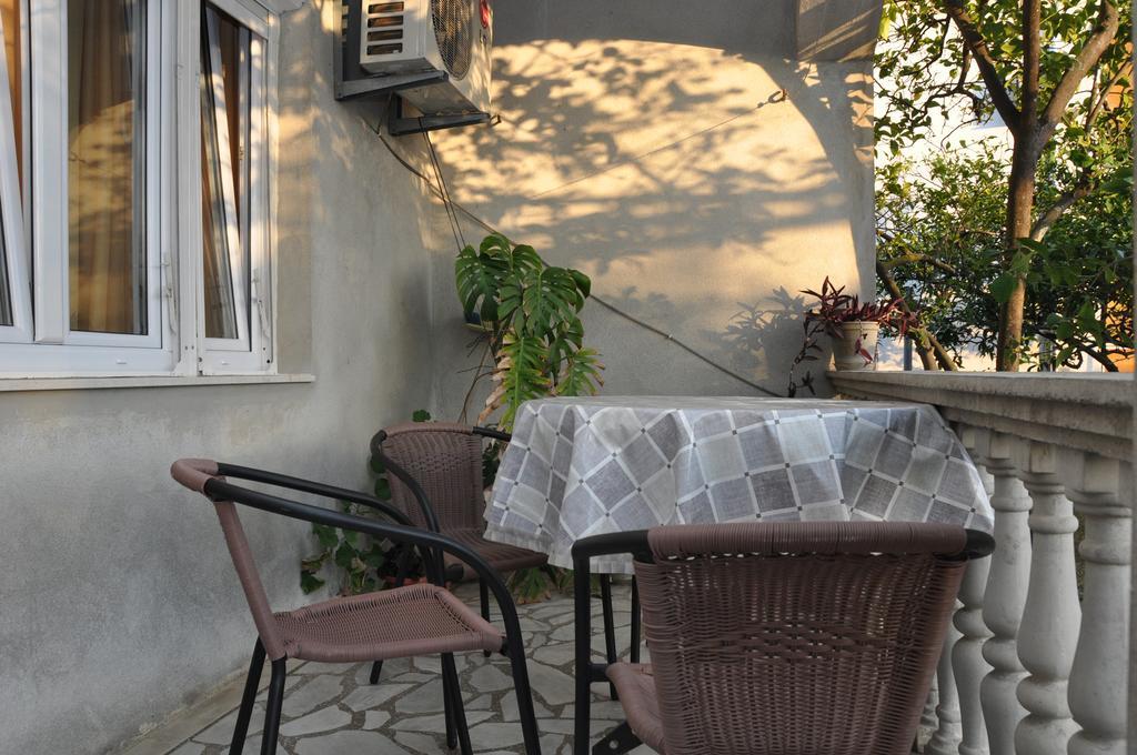 Apartments Miana Tivat Luaran gambar