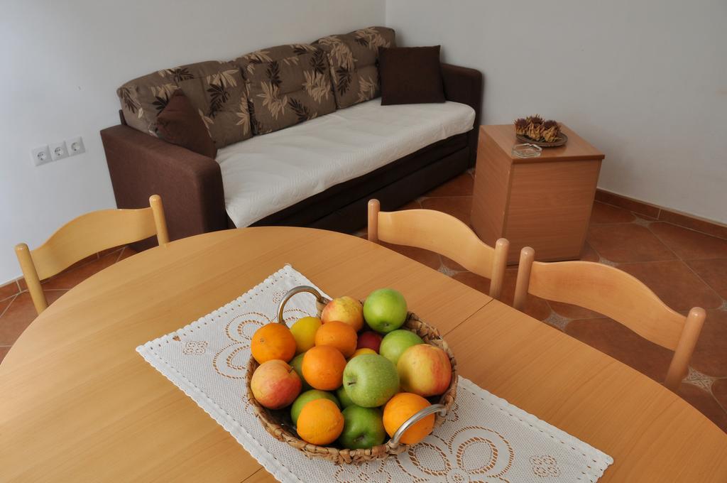 Apartments Miana Tivat Luaran gambar