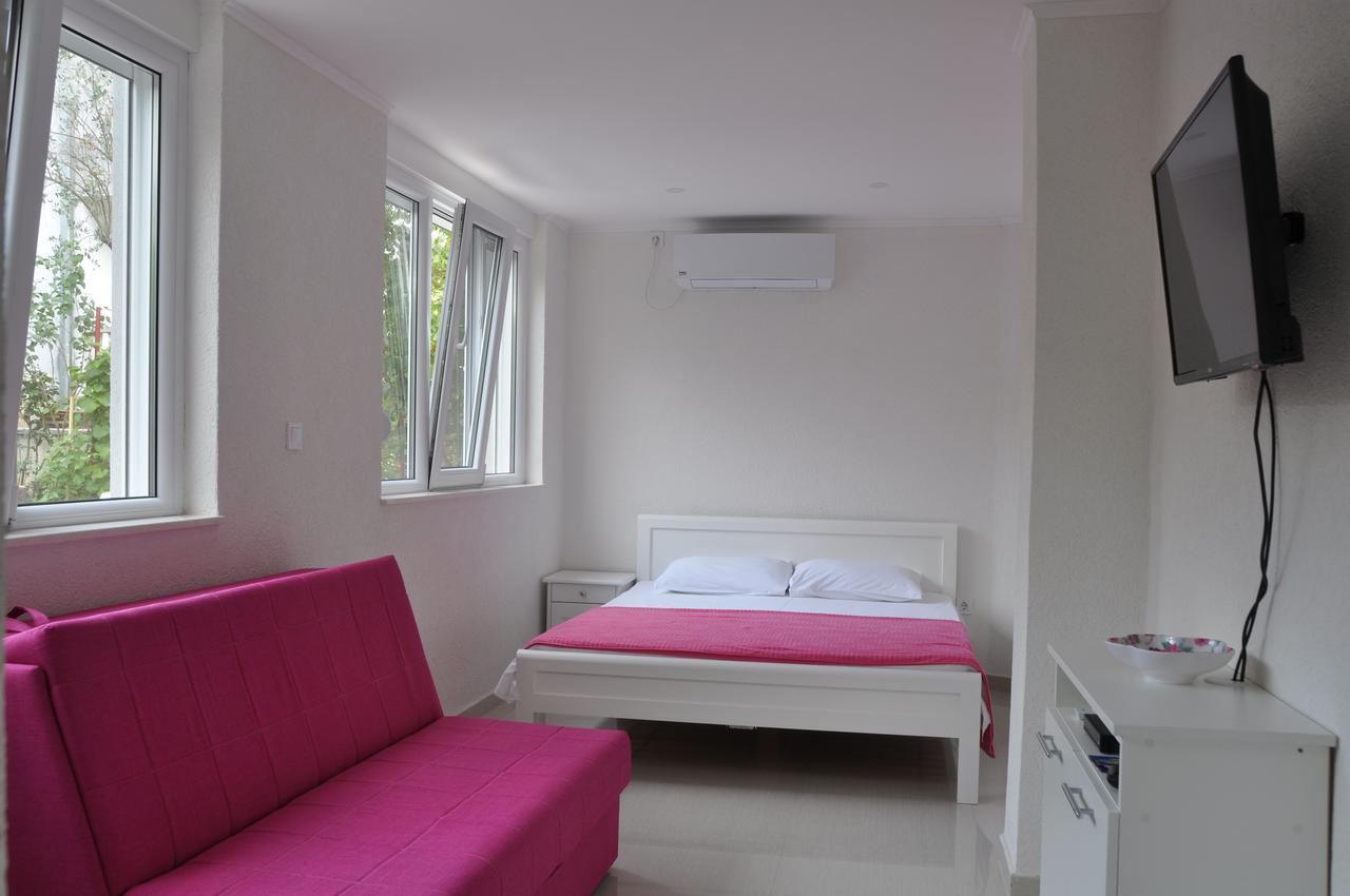 Apartments Miana Tivat Luaran gambar